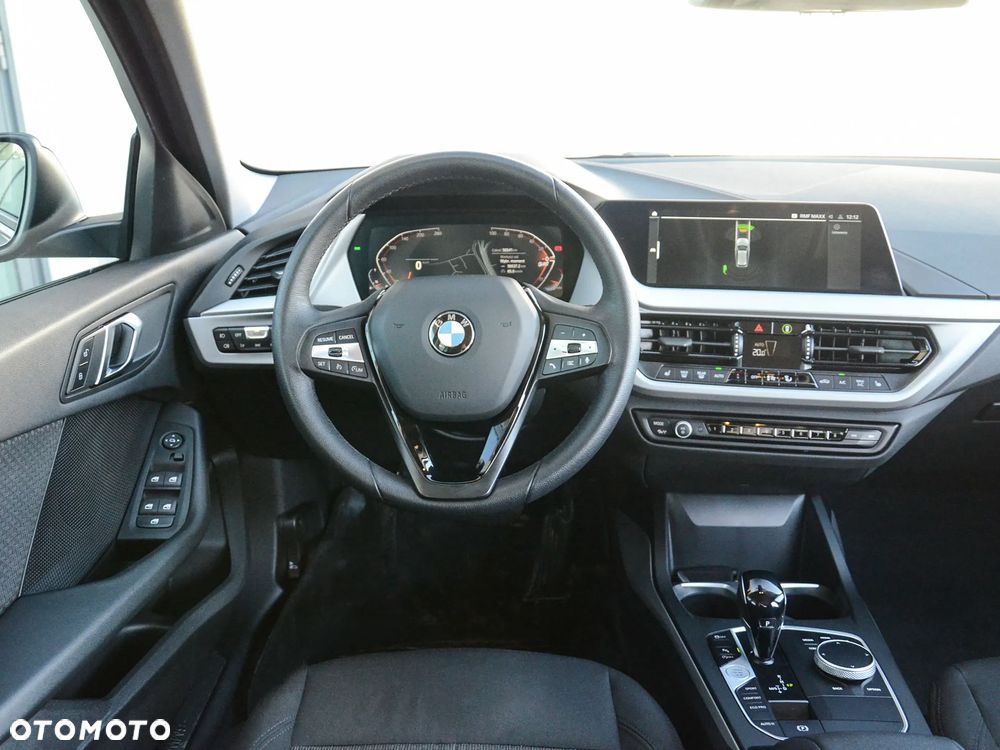 BMW Seria 1 118i Advantage - 33