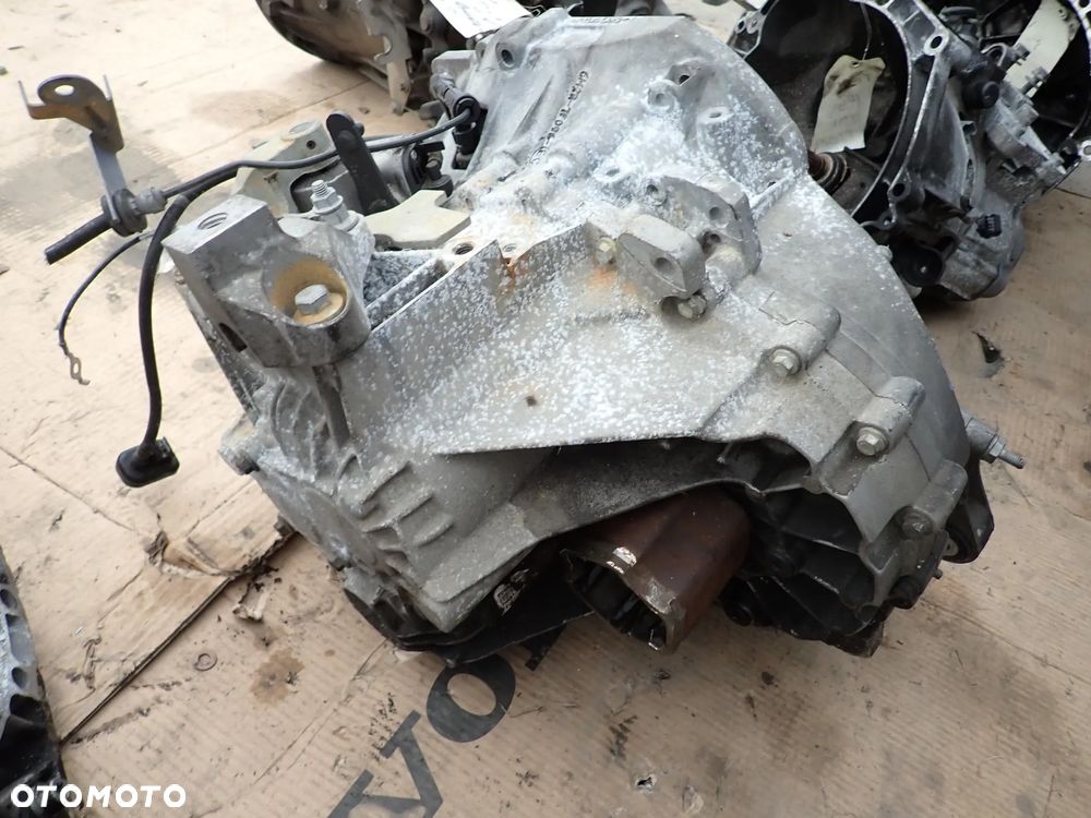 FORD KUGA MK1 2.0 TDCI SKRZYNIA BIEGÓW 8V4R-7002-AE - 3