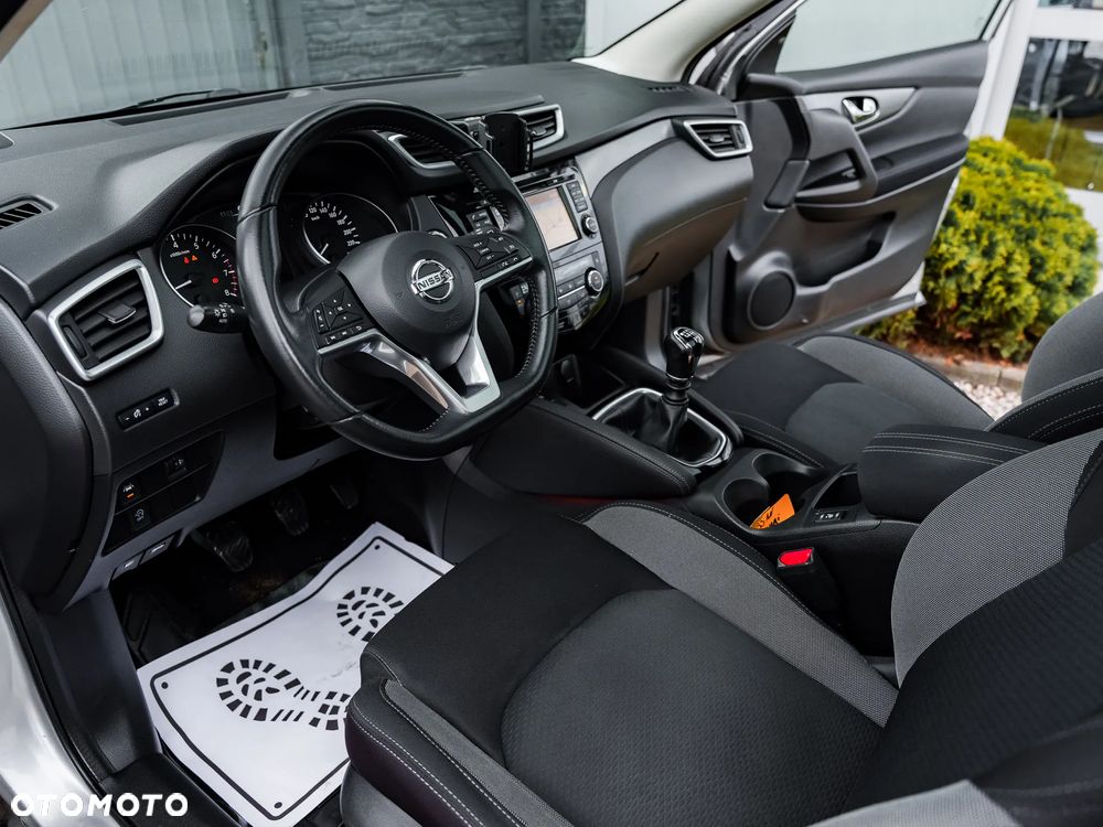 Nissan Qashqai 1.2 DIG-T N-Connecta - 17