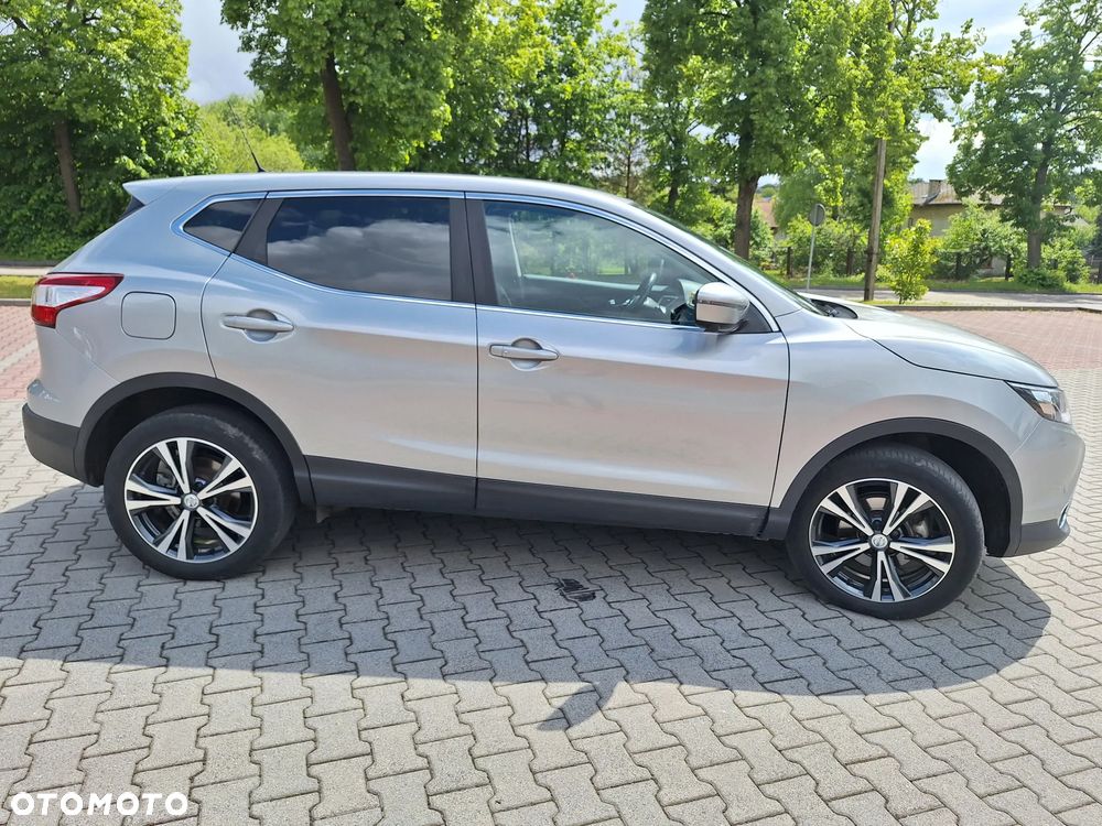 Nissan Qashqai 1.6 DCi 4x4 Tekna EU6 - 27