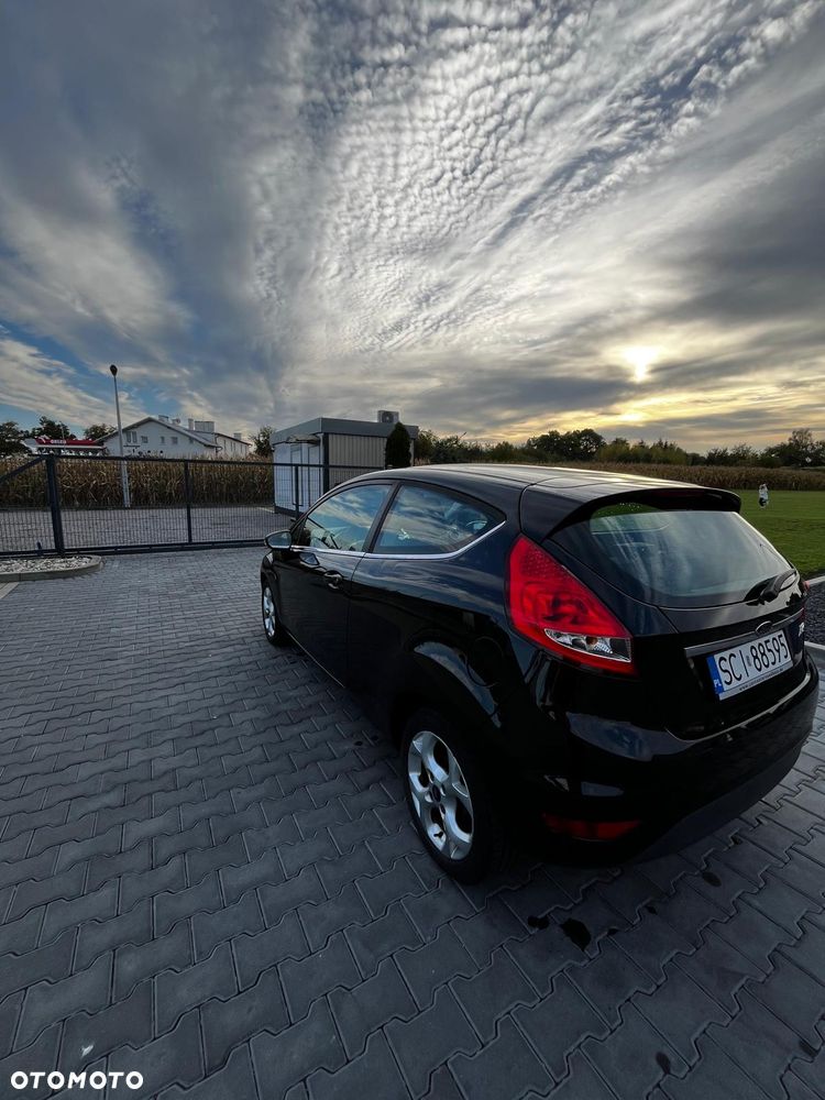 Ford Fiesta 1.4 Ghia - 5