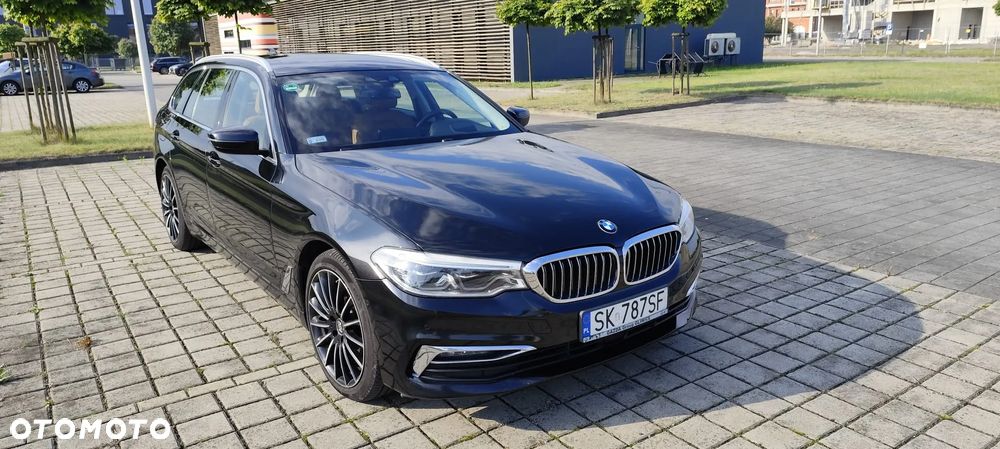 BMW Seria 5 520d xDrive Luxury Line - 1
