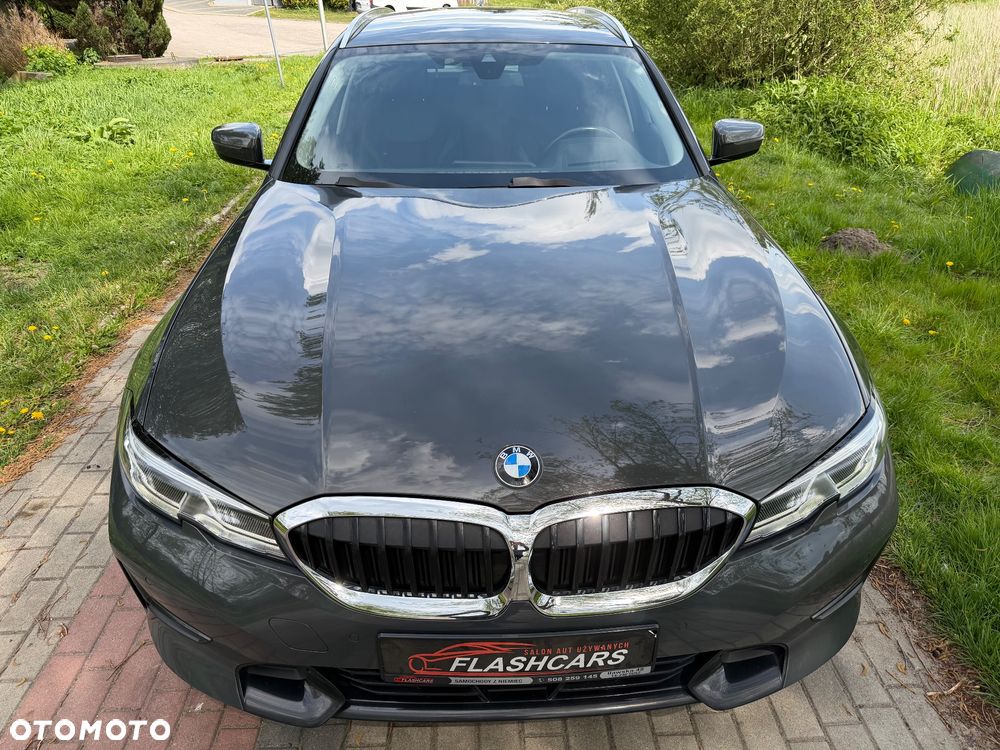 BMW Seria 3 320d Edition Luxury Line Purity - 38