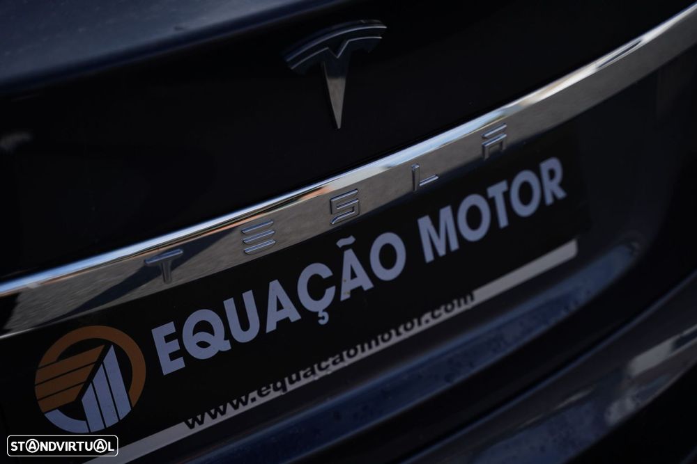 Tesla Model S 85D - 21