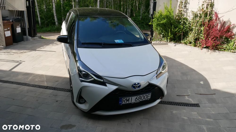 Toyota Yaris Hybrid 100 Selection Platinum - 7