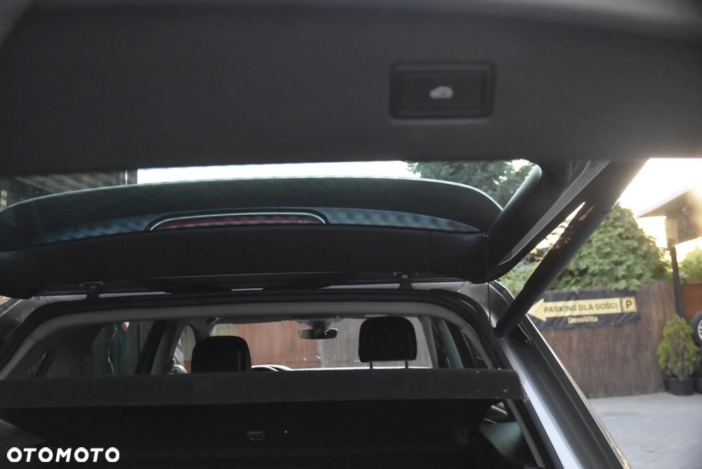 Volkswagen Tiguan 2.0 TDI SCR DSG R-Line - 14