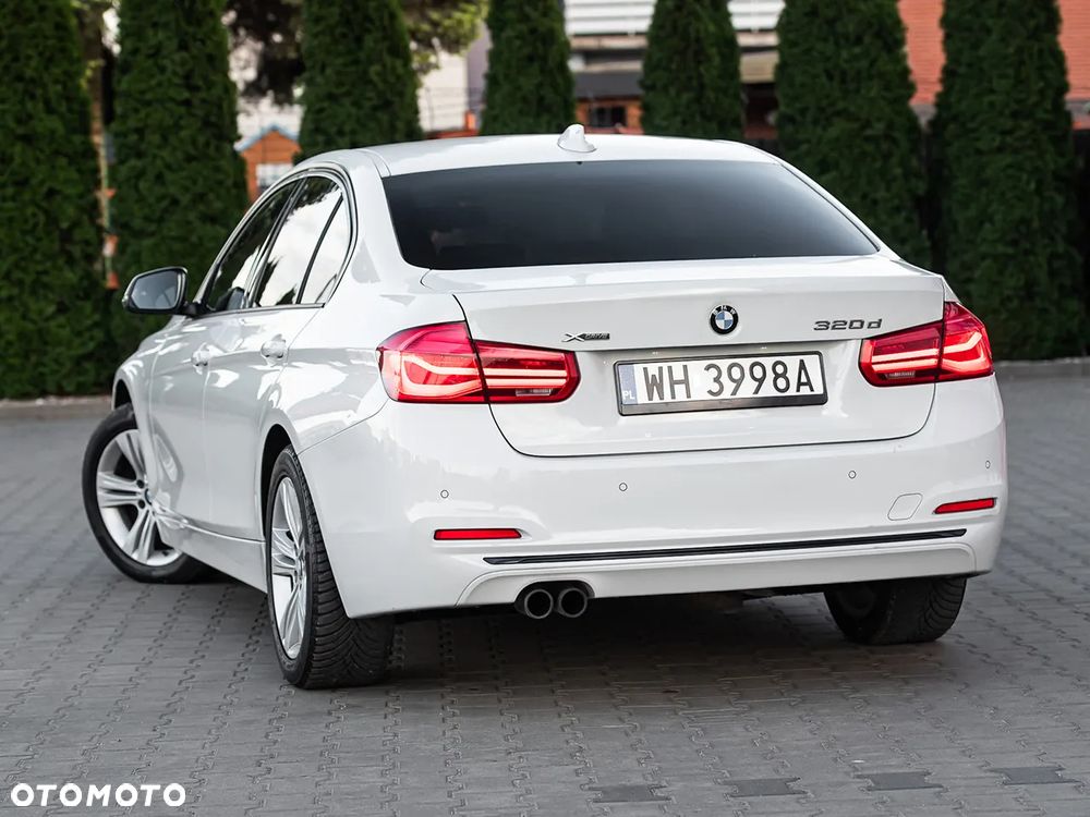 BMW Seria 3 320d xDrive Sport Line Shadow - 9