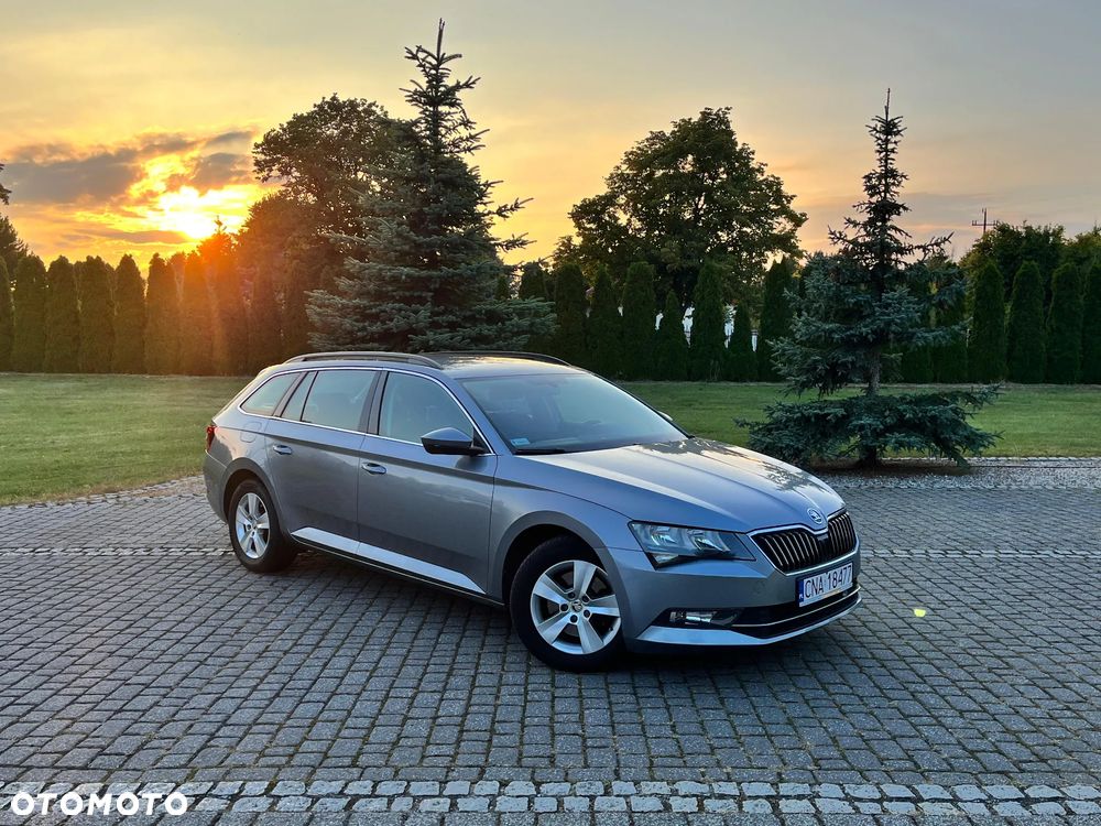 Skoda Superb 1.6 TDI Ambition DSG - 2