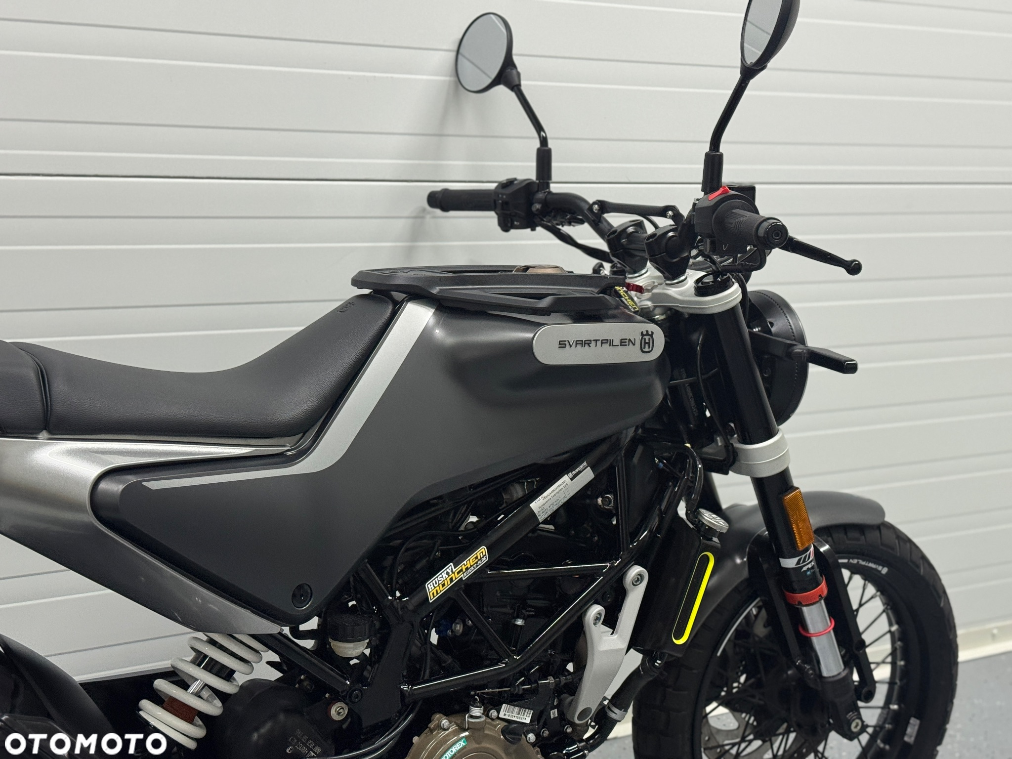 Husqvarna Svartpilen - 3