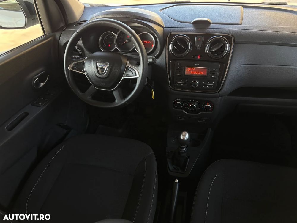 Dacia Lodgy 1.5 Blue dCi Laureate - 25