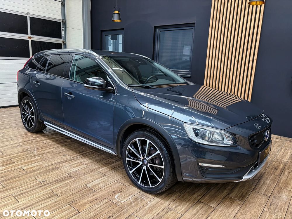 Volvo V60 Cross Country T5 Geartronic Summum - 5