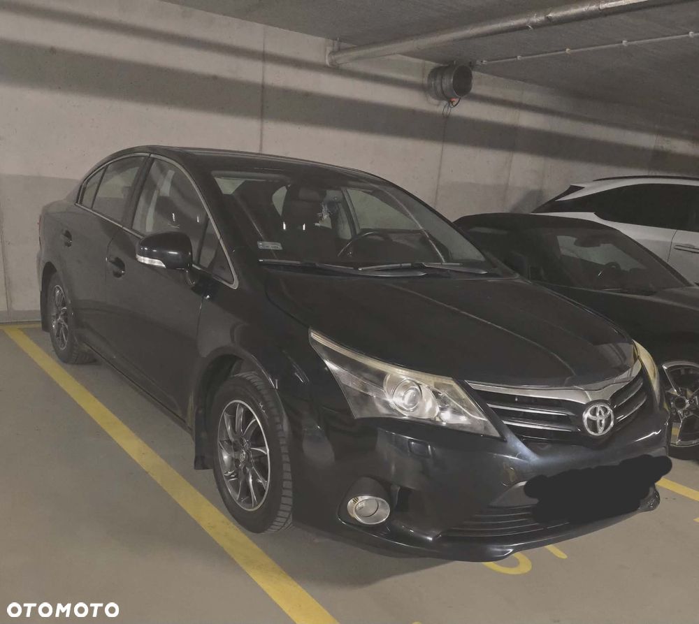 Toyota Avensis 1.8 Executive - 11