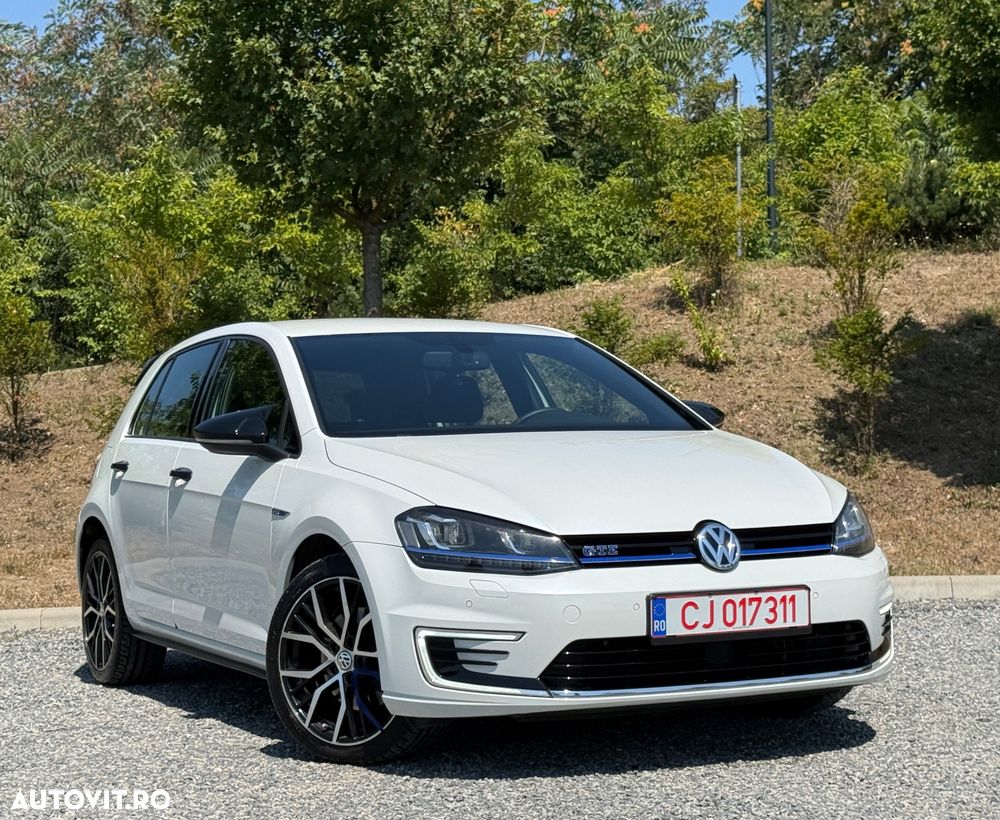 Volkswagen Golf 1.4 GTE Plug-In-Hybrid DSG - 1