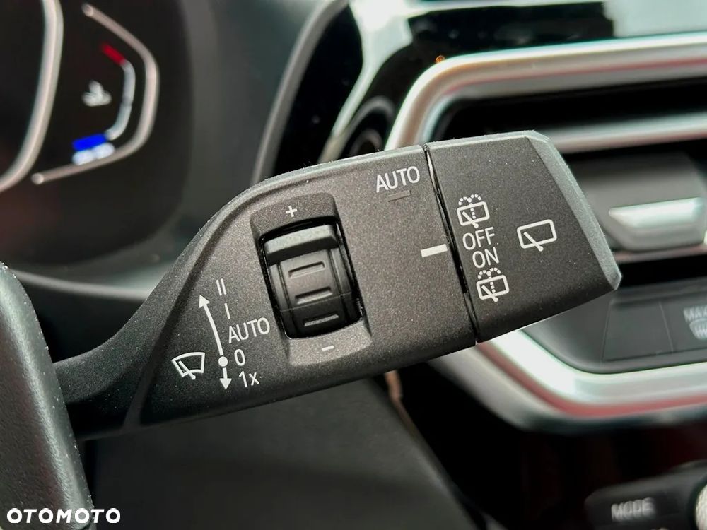 BMW X3 xDrive20i - 18