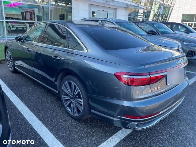 Audi A8 - 5