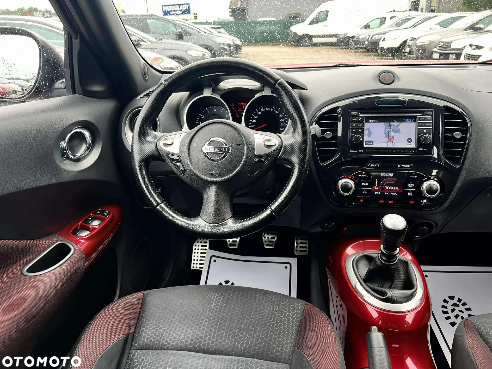 Nissan Juke 1.6 DIG-T Tekna - 25