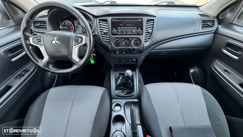 Mitsubishi L-200 Cabine dupla 4X2 - 13