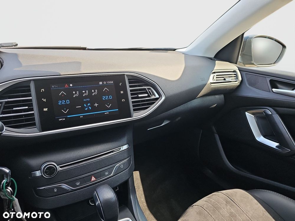 Peugeot 308 - 18