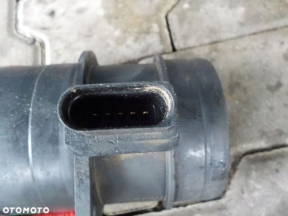 VW T5 2.5 TDI PRZEPŁYWOMIERZ PRZEPŁYWKA BOSCH - 2