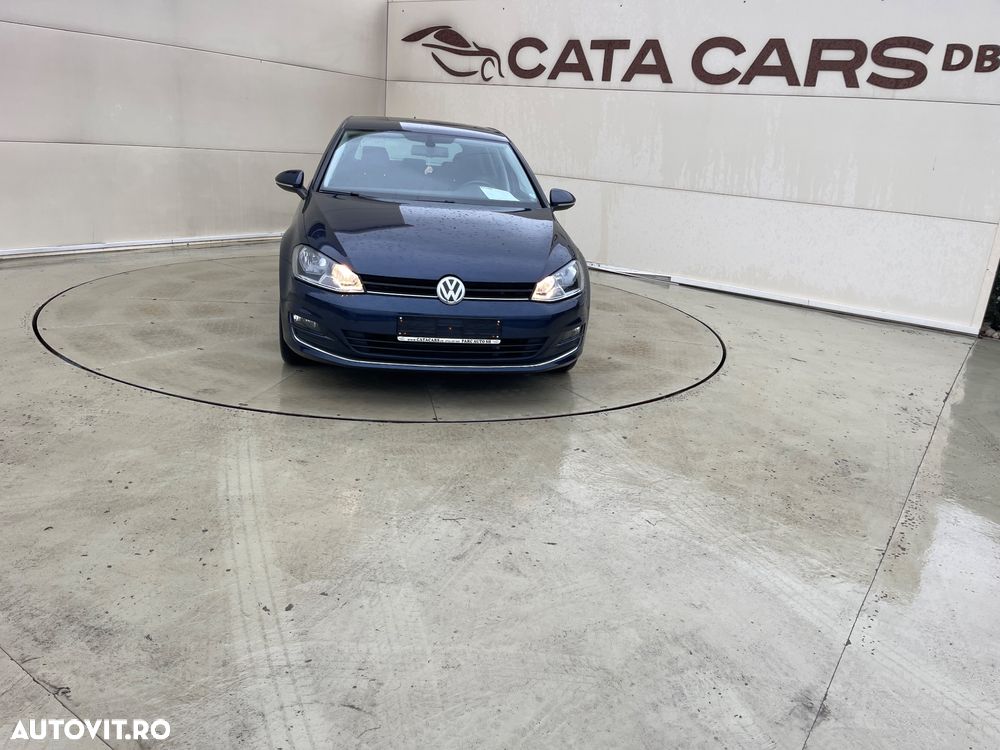 Volkswagen Golf 1.2 TSI BMT Comfortline - 1