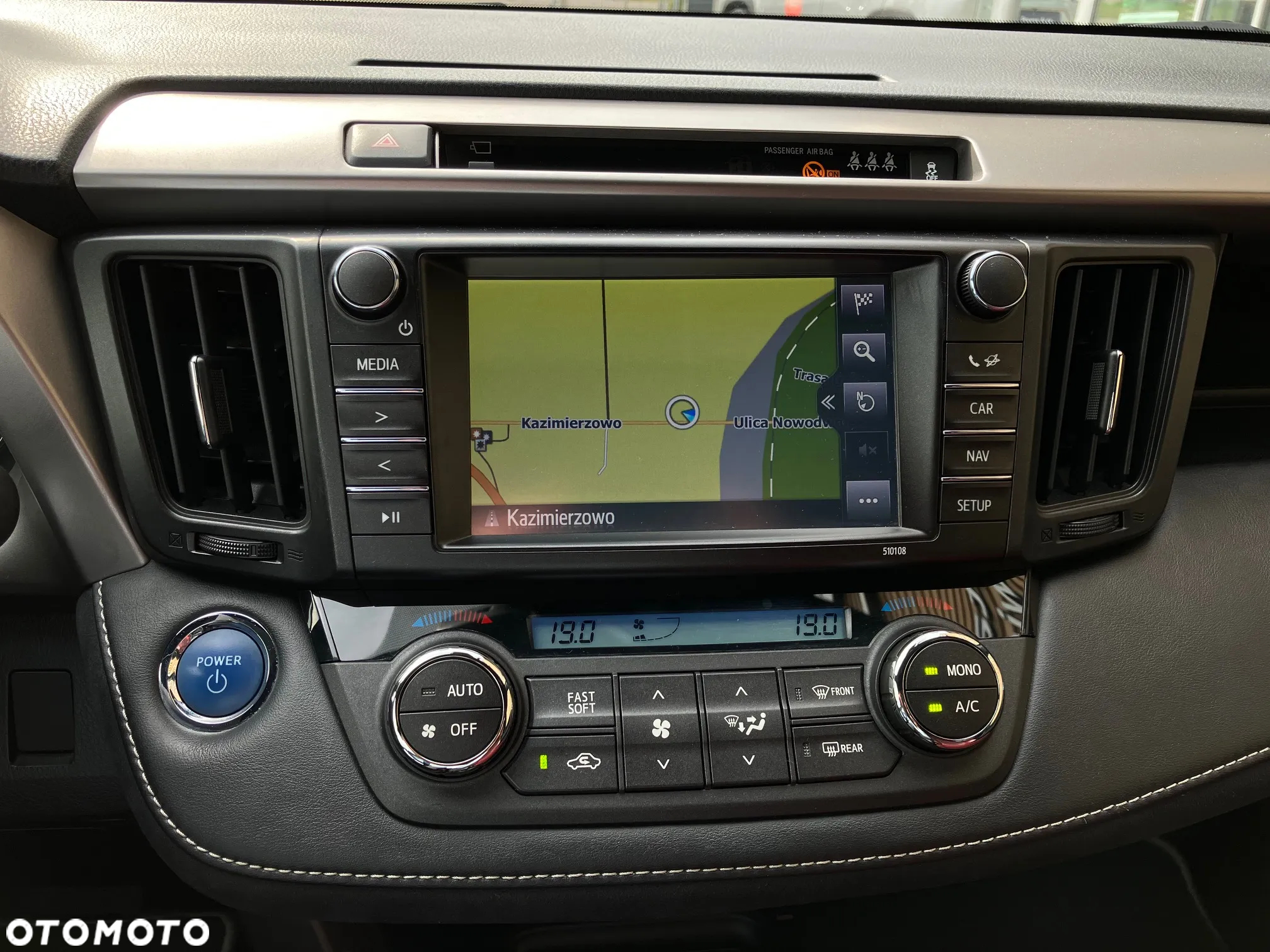 Toyota RAV4 Hybrid Prestige 4x2 - 30
