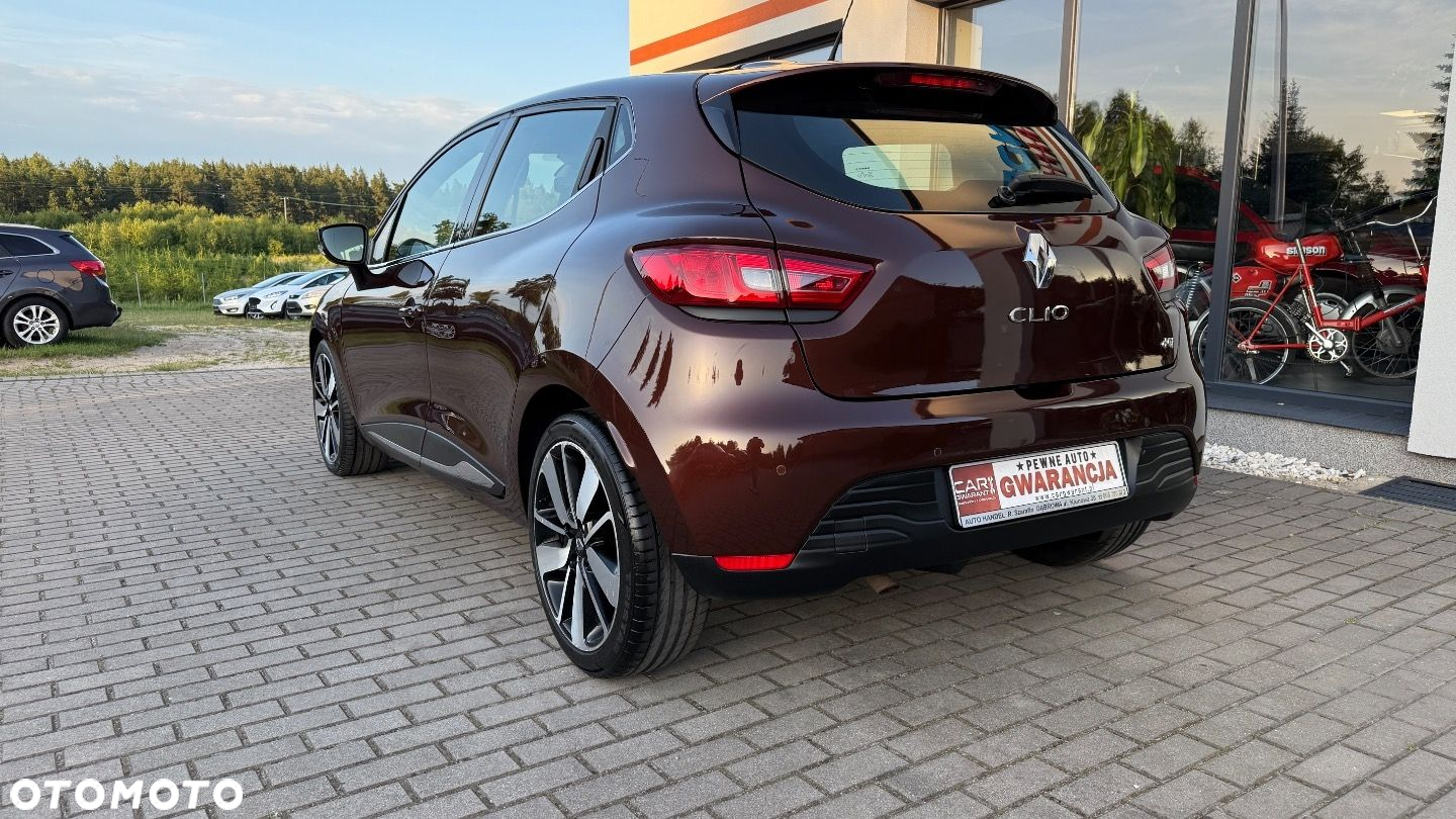 Renault Clio - 10