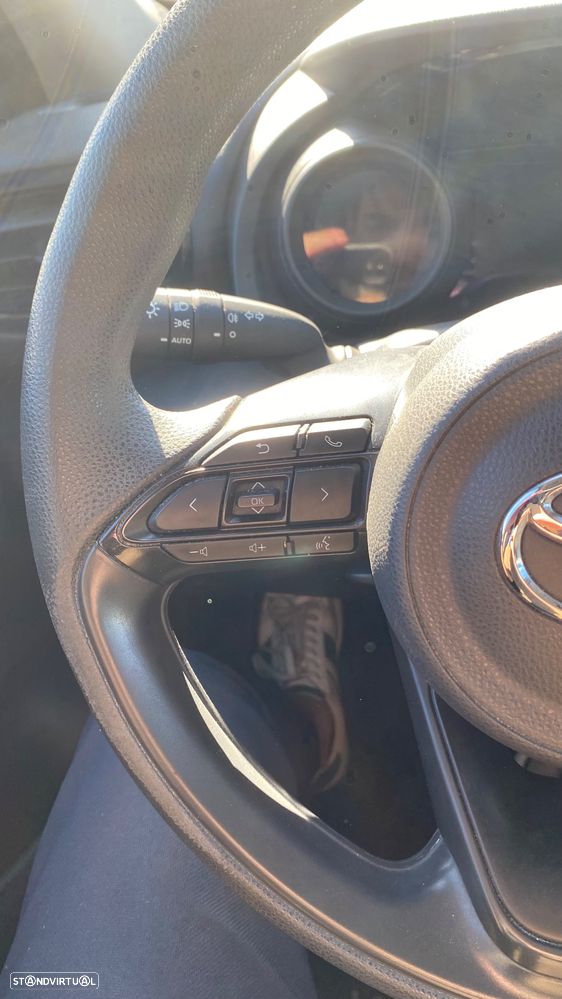 Toyota Yaris Cross 1.5 HDF Comfort - 27