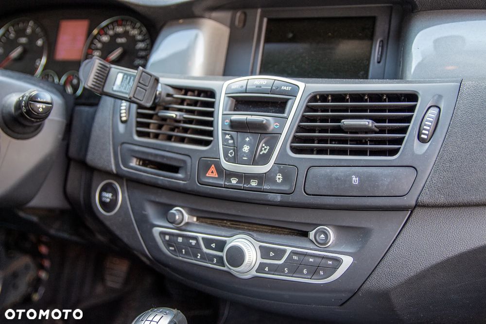 Renault Laguna 1.5 dCi Authentique - 11