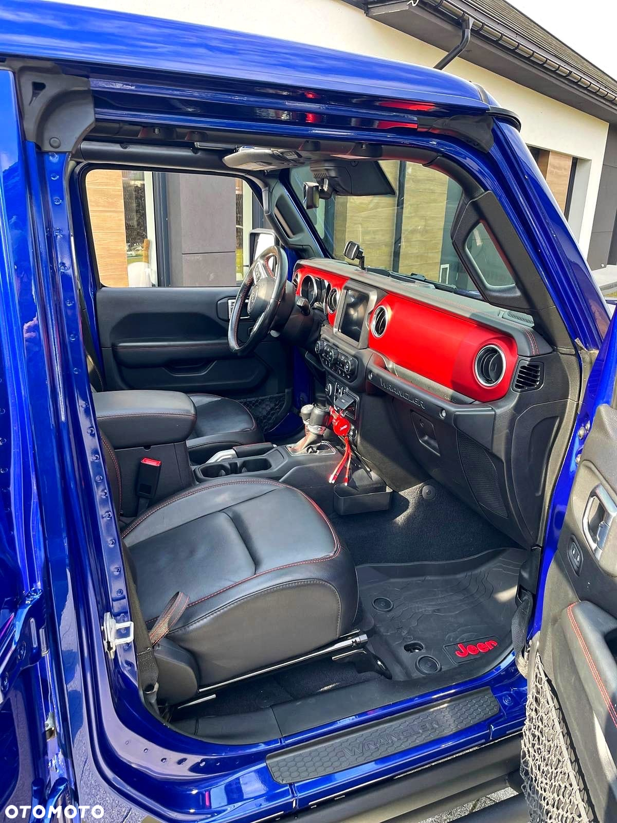 Jeep Wrangler - 10