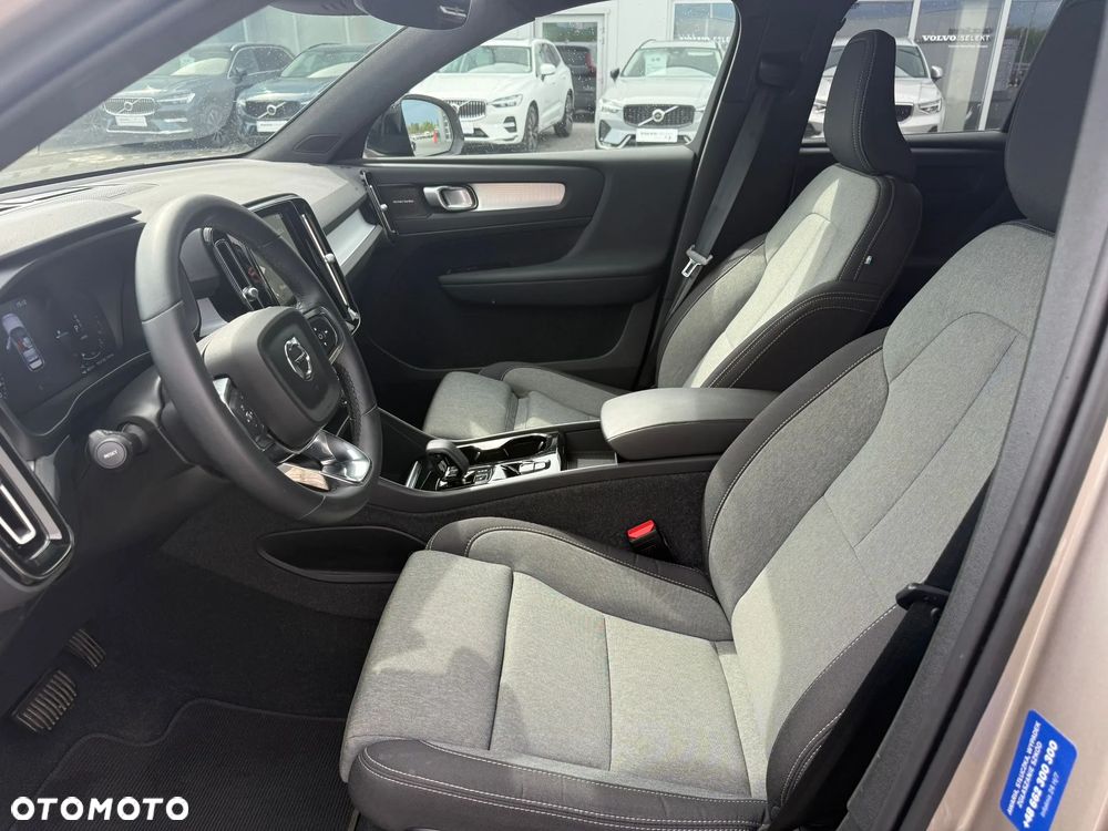 Volvo XC 40 T5 Plug-In Hybrid Plus Dark - 10