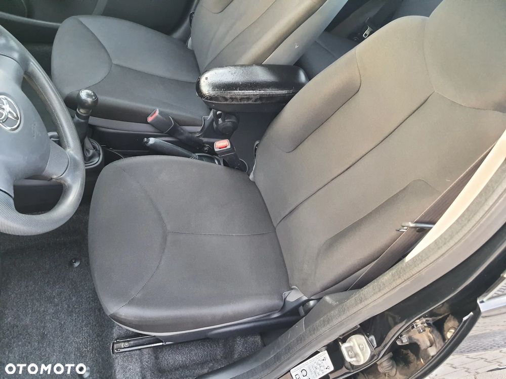 Toyota Aygo - 16