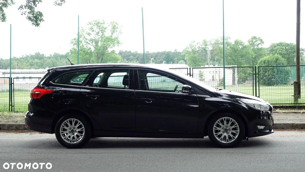 Ford Focus - 36