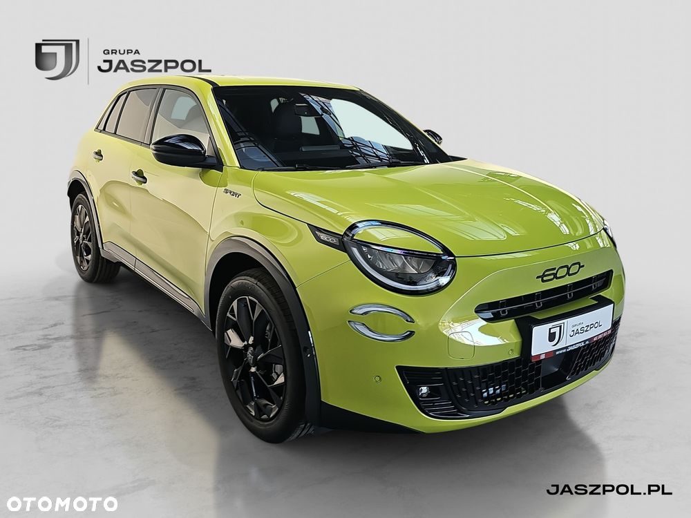 Fiat 600 1.2 Turbo Sport eDCT - 3