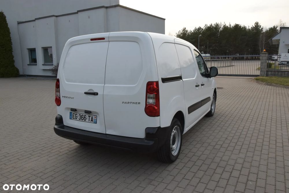 Peugeot PARTNER 1,6 HDI 3-OSOBOWY - 4