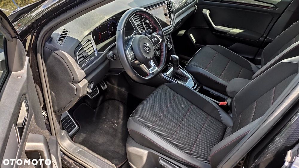Volkswagen T-Roc - 9
