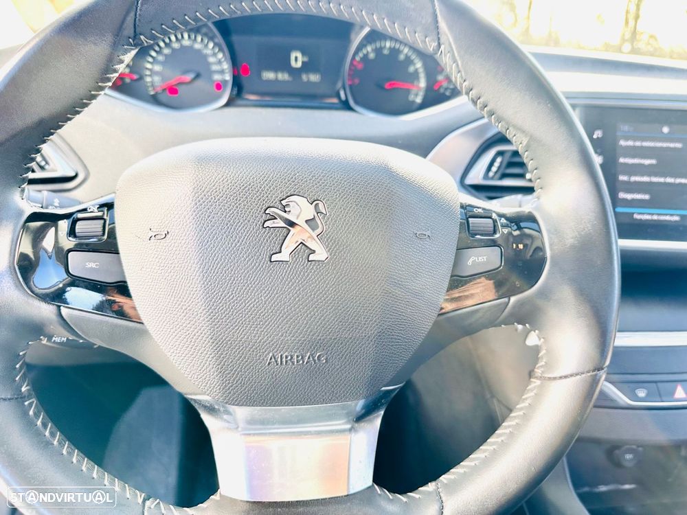 Peugeot 308 1.2 PureTech Style - 15