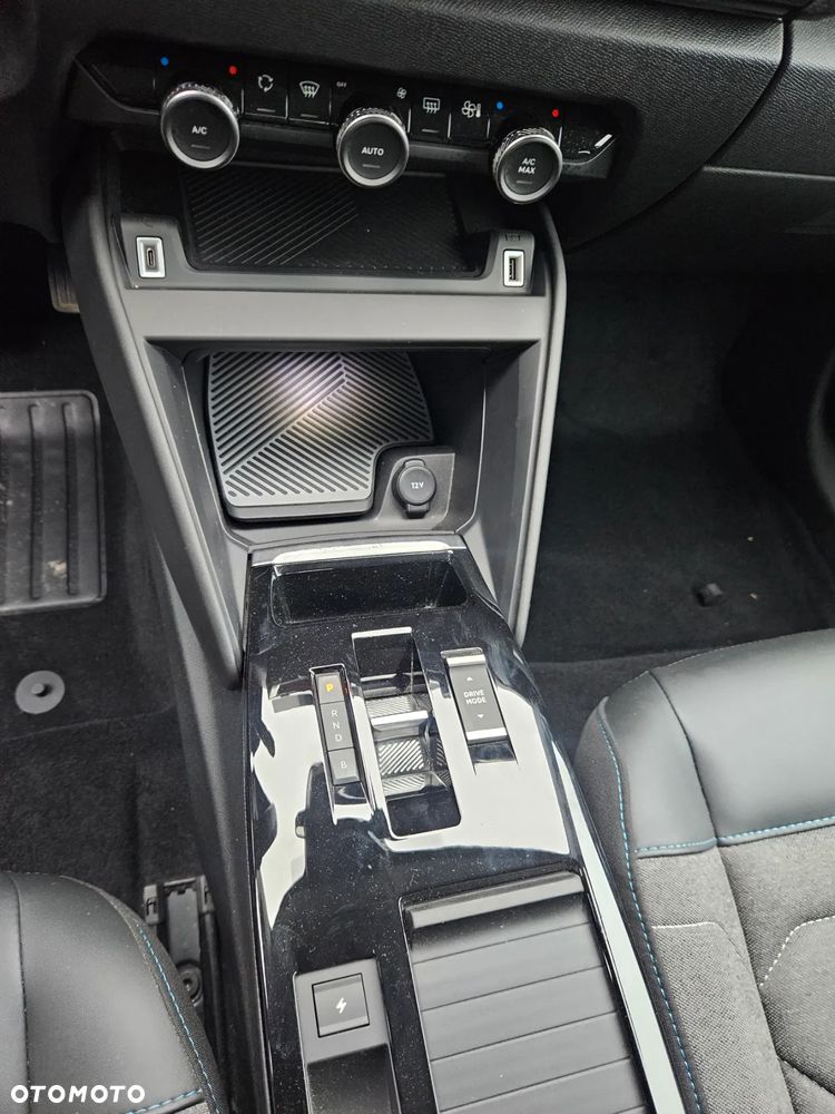 Citroën C4 e-C4 136 FEEL PACK - 10