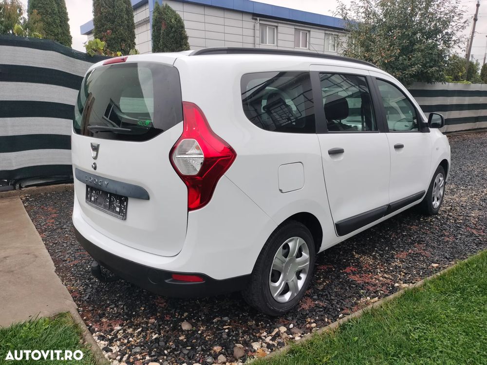 Dacia Lodgy dCi 90 Essential - 20