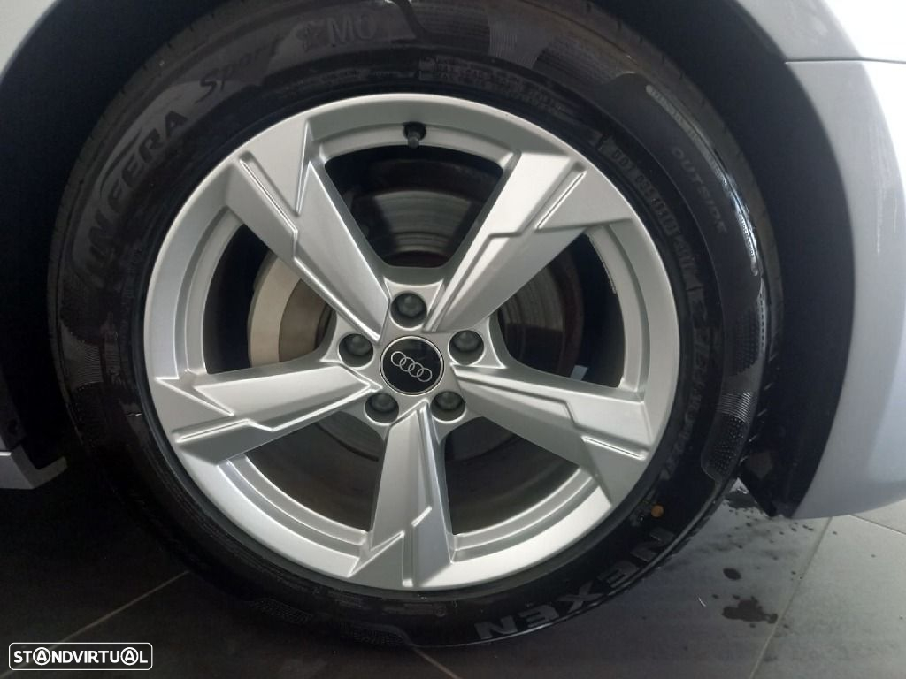 Audi A6 Avant 40 TDI Sport S tronic - 11
