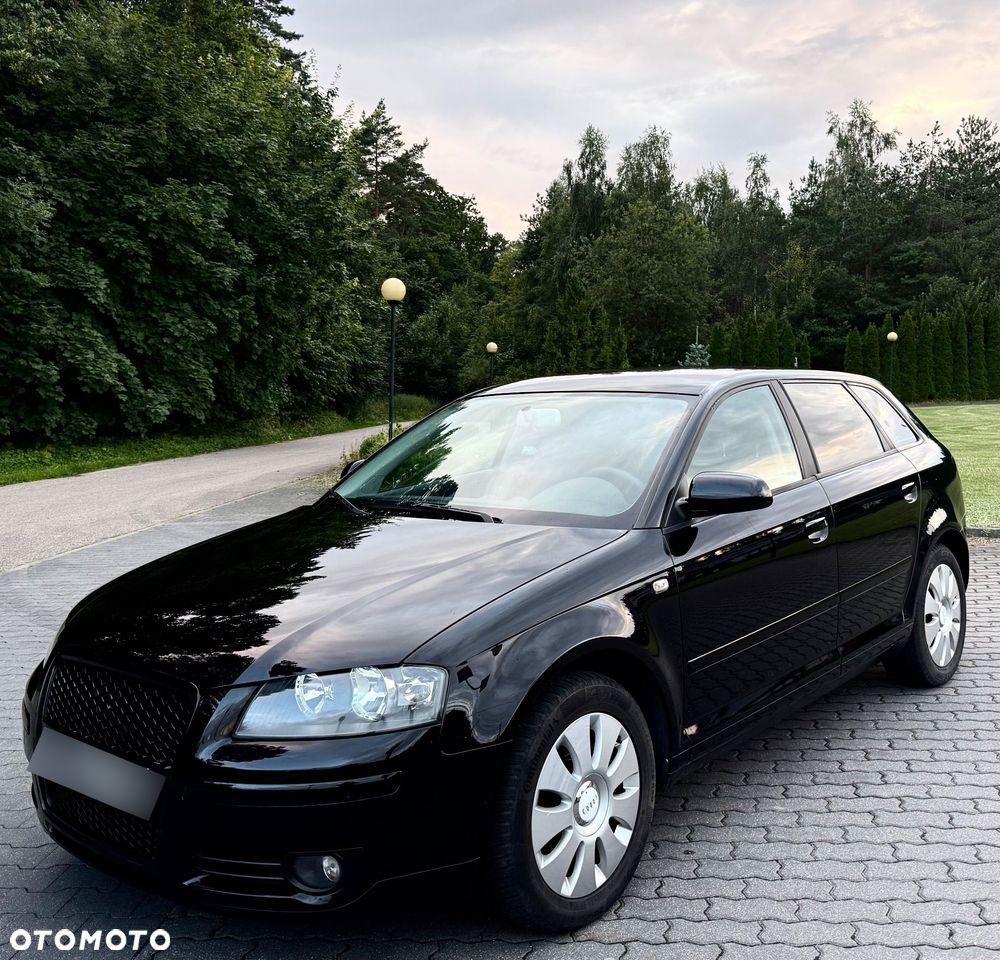Audi A3 Sportback - 3