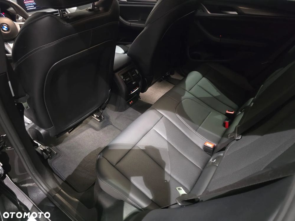 BMW X4 xDrive20i mHEV sport - 9