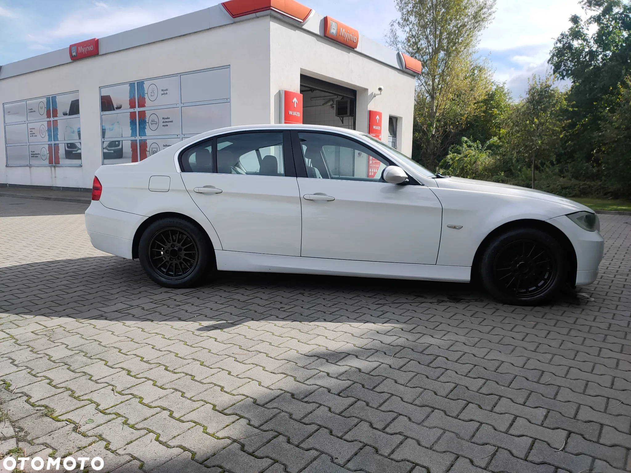 BMW Seria 3 325i - 14