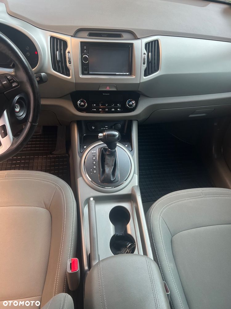 Kia Sportage - 10