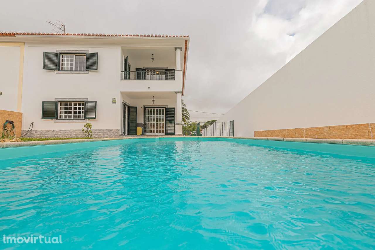 Magnifica  moradia T4 com piscina, Jardim, boas áreas e exposição sola - Grande imagem: 2/58