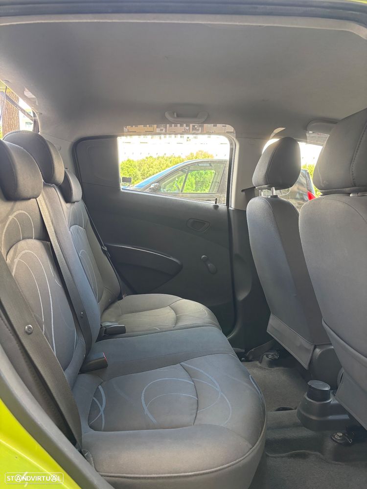 Chevrolet Spark 1.0 LS - 12