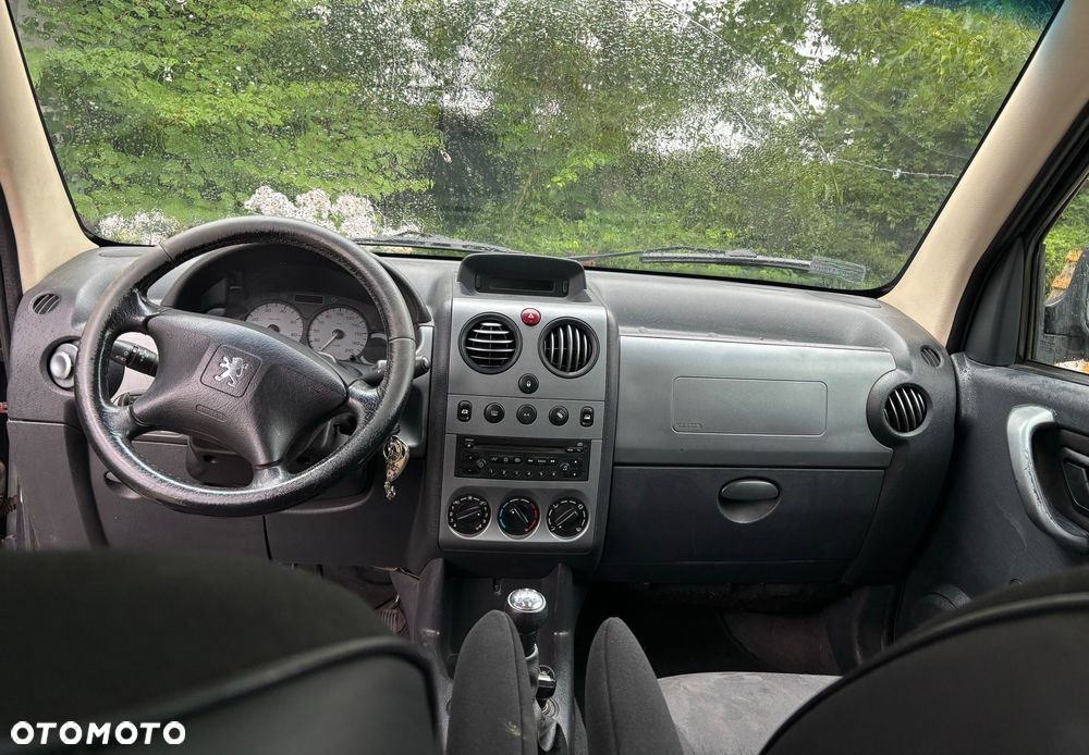 Peugeot Partner 1.6 HDi Presence - 9