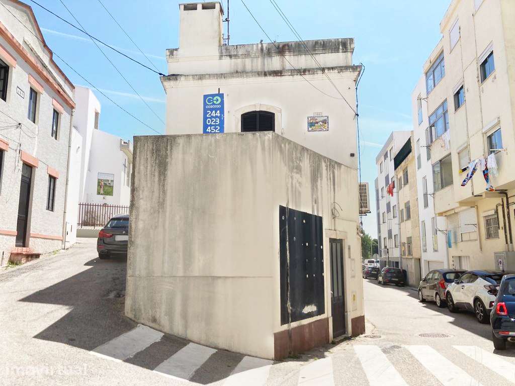 Apartamento T2 / 2 WC / Possibilidade de Duplex / Buarcos - Grande imagem: 2/7