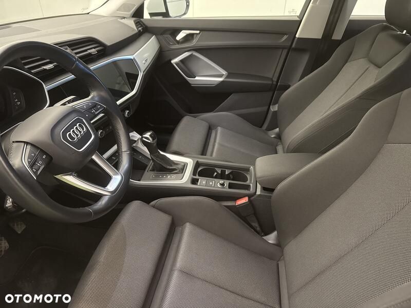 Audi Q3 - 11