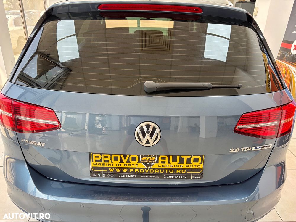 Volkswagen Passat 2.0 TDI DSG Comfortline - 9