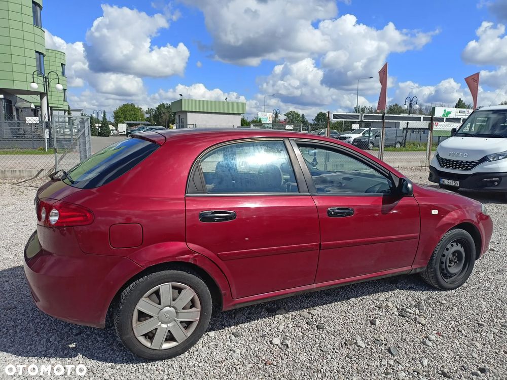 Chevrolet Lacetti - 4